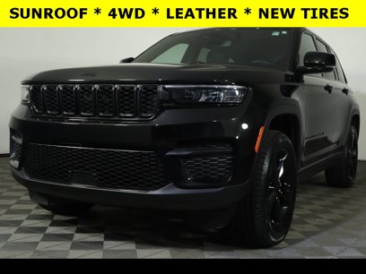 Used 2023 Jeep Grand Cherokee Altitude