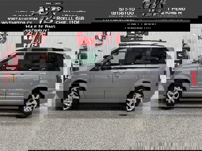 Used 2014 Chrysler Town & Country Touring