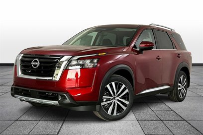 New 2025 Nissan Pathfinder Platinum w/ Cargo Package
