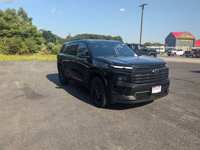 New 2025 Chevrolet Traverse LT w/ Midnight/Sport Edition