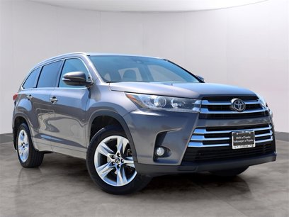 Used 2017 Toyota Highlander Limited
