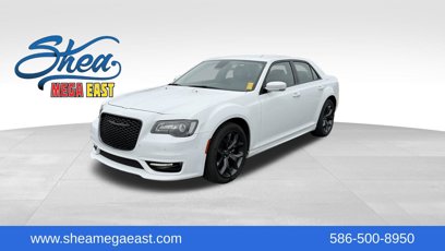 Used 2022 Chrysler 300 Touring