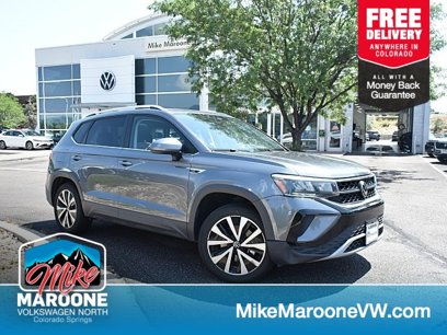 Used 2023 Volkswagen Taos SE w/ Panoramic Sunroof Package