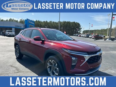 New 2025 Chevrolet Trax LT w/ Driver Confidence Package