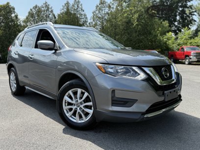 Used 2018 Nissan Rogue SV