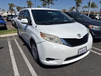 Used 2013 Toyota Sienna LE