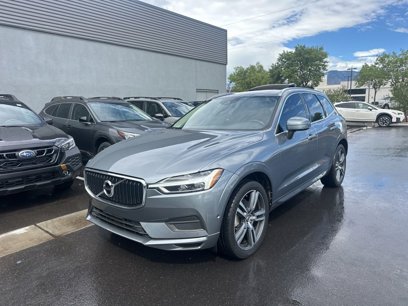 Used 2018 Volvo XC60 T5 Momentum w/ Vision Package