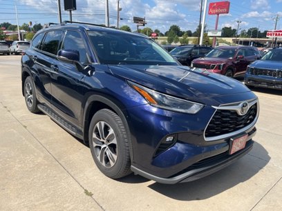 Used 2021 Toyota Highlander XLE
