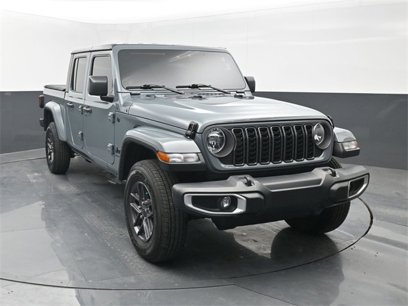 Used 2024 Jeep Gladiator Sport