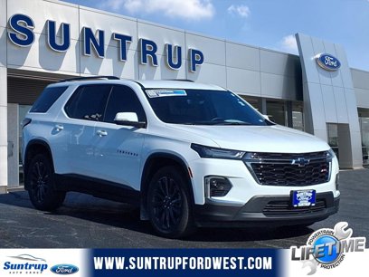 Used 2023 Chevrolet Traverse RS w/ LPO, Floor Liner Package