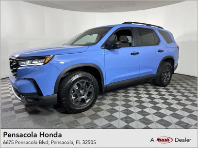 New 2025 Honda Pilot TrailSport