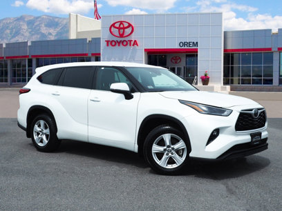 Used 2023 Toyota Highlander LE
