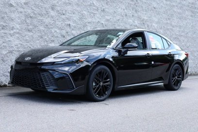 New 2025 Toyota Camry SE