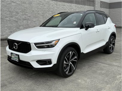 Used 2021 Volvo XC40 T5 R-Design