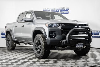 New 2025 Chevrolet Colorado Trail Boss w/ Off-Road Front Bumper Package