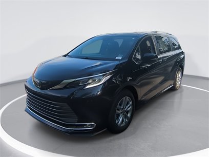 Used 2021 Toyota Sienna Limited