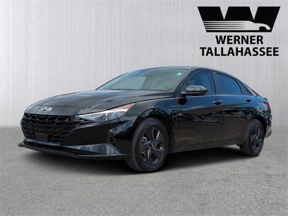 Certified 2022 Hyundai Elantra SEL w/ Convenience Package