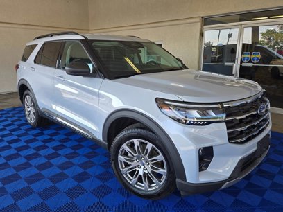 New 2025 Ford Explorer Active w/ Active Comfort Package