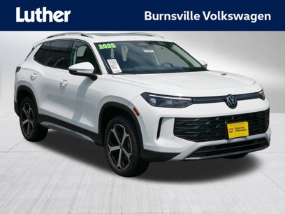 New 2025 Volkswagen Tiguan SE