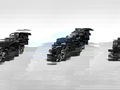 New 2025 Mercedes-Benz GLB 250