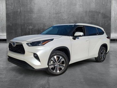 Certified 2024 Toyota Highlander XLE