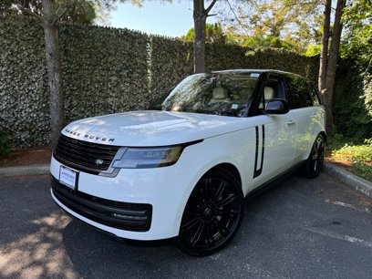 Used 2025 Land Rover Range Rover SE