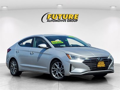 Used 2019 Hyundai Elantra Limited w/ Ultimate Package 02