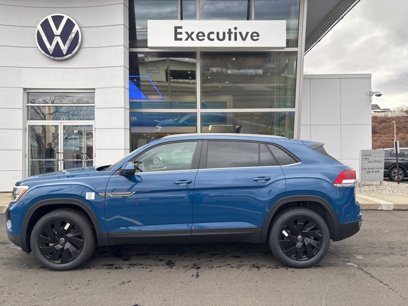 New 2025 Volkswagen Atlas Cross Sport SE