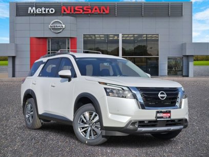 New 2025 Nissan Pathfinder SL