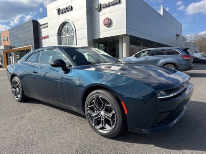 New 2024 Dodge Charger R/T w/ Plus Group