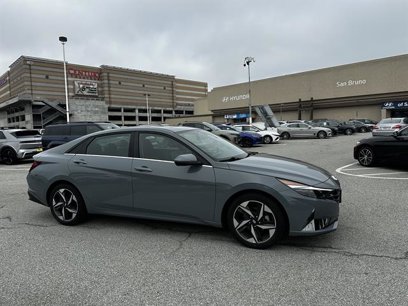 Certified 2022 Hyundai Elantra Limited