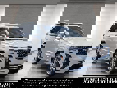 New 2025 Cadillac XT6 Luxury