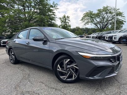 Certified 2025 Hyundai Elantra Sport