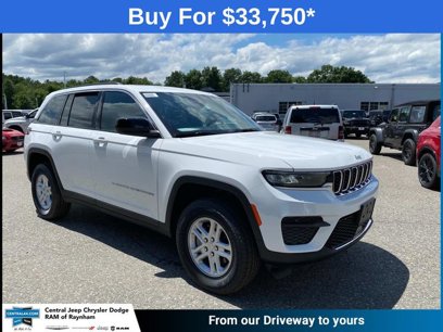 New 2024 Jeep Grand Cherokee Laredo