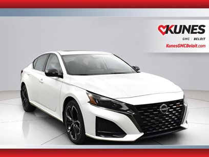 Used 2023 Nissan Altima 2.5 SR