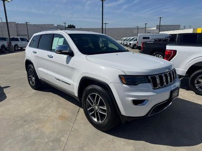 Used 2017 Jeep Grand Cherokee Limited w/ Luxury Group II
