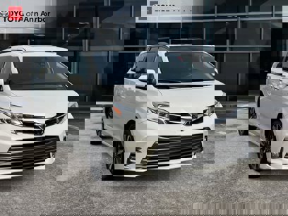 Used 2019 Toyota Sienna Limited