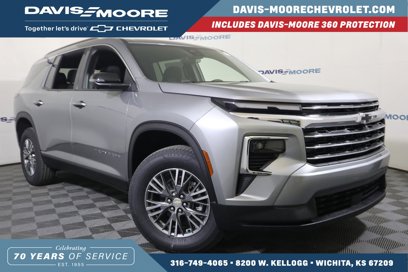 New 2025 Chevrolet Traverse LT w/ Driver Confidence Package
