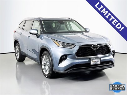 Used 2023 Toyota Highlander Limited