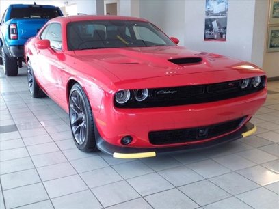 New 2023 Dodge Challenger R/T Scat Pack w/ Plus Package