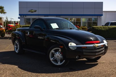 Used 2004 Chevrolet SSR w/ Preferred Equipment Group