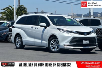 Certified 2024 Toyota Sienna Limited