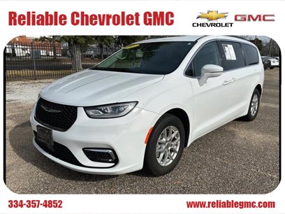 Used 2022 Chrysler Pacifica Touring-L