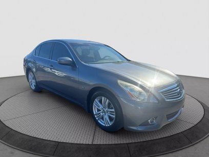Used 2015 INFINITI Q40 w/ Moonroof Package