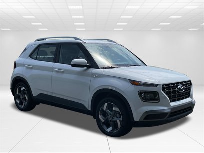 New 2025 Hyundai Venue SEL