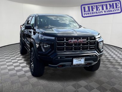 New 2025 GMC Canyon AT4 w/ Nightfall Edition