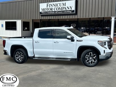Used 2024 GMC Sierra 1500 SLT w/ SLT Premium Package