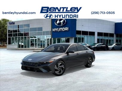 New 2025 Hyundai Elantra SEL