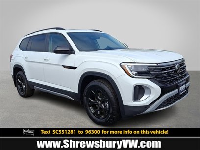 New 2025 Volkswagen Atlas Peak Edition SE