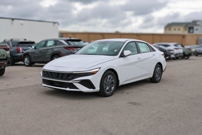 New 2025 Hyundai Elantra Blue